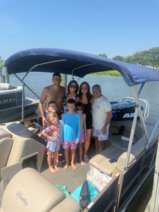 Family Pontoon Boat Rental